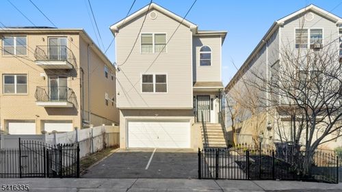 87 Chadwick Ave, Newark, NJ, 07108-3234 | Card Image