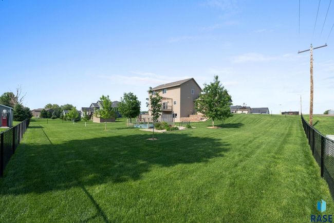 100 Oak Ave, House other with 6 bedrooms, 4 bathrooms and null parking in Crooks SD | Image 43