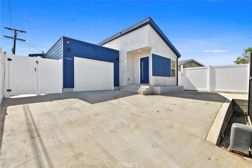 11861 S San Pedro St, Los Angeles, CA, 90061-2449 | Card Image