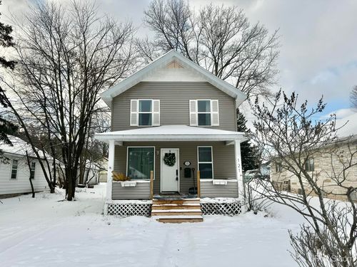 121 Wilson Avenue, Kingsford, MI, 49802 | Card Image