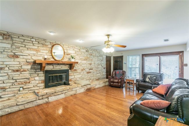 521 Pecos Trl, House other with 4 bedrooms, 3 bathrooms and null parking in Belton TX | Image 5