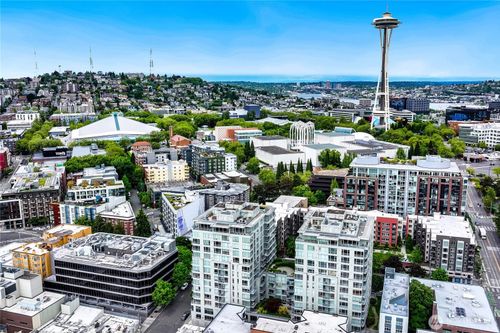 apt-720-2929 1st Ave, Seattle, WA, 98121-3027 | Card Image