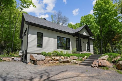 14 Ch De Kerpen, Brownsburg-Chatham, QC, J8G | Card Image