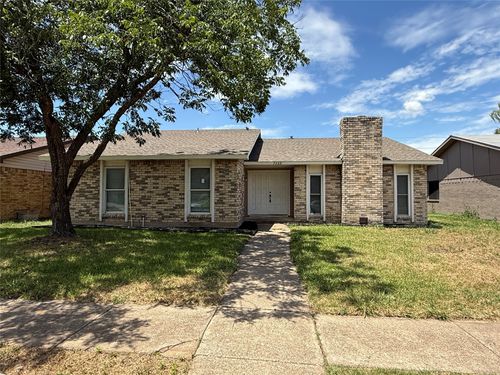 7309 Oakstone Dr, Dallas, TX, 75249-1312 | Card Image