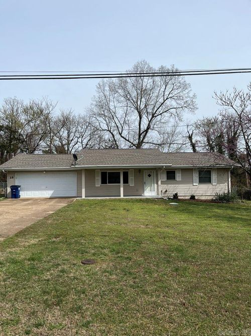 25 Su Ln, Mountain Home, AR, 72653-5439 | Card Image
