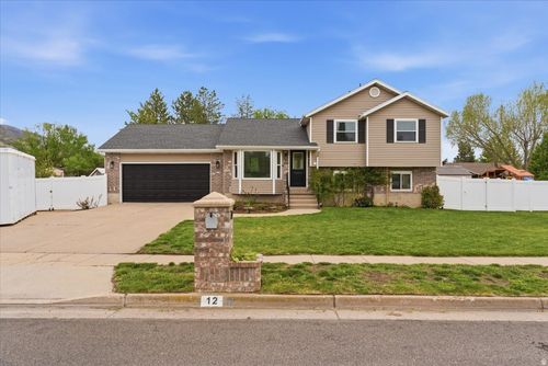 12 E 1340 S, Farmington, UT, 84025-2069 | Card Image