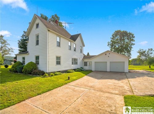 3911 Ross Mills Rd, Falconer, NY, 14733-9630 | Card Image
