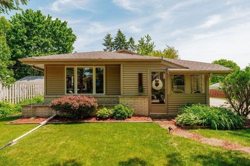 5848 N 114th Street, Milwaukee, WI, 53225 | Card Image