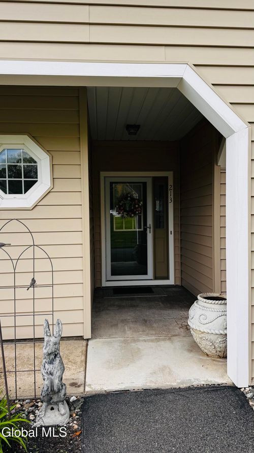 213-213 Hampton Place Blvd, Troy, NY, 12180-7764 | Card Image