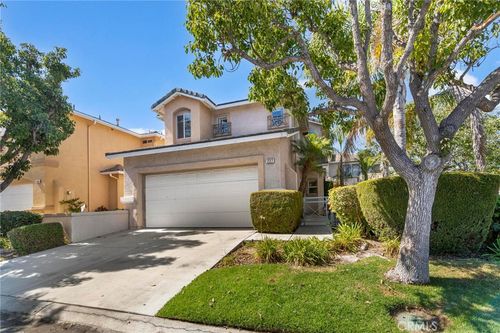 227 Galante Way, Oxnard, CA, 93036-8255 | Card Image