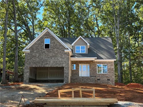 1000 Kelwyn Ln, Lewisville, NC, 27023-9637 | Card Image