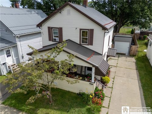 136 S Martin St, Dunkirk, NY, 14048-1345 | Card Image
