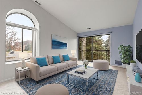 42580 Lilley Pointe Dr, Canton, MI, 48187-3860 | Card Image