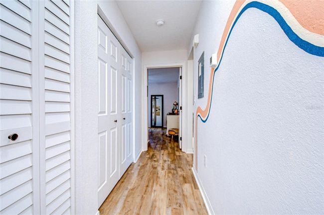 Hallway to Bedroom 2 and 3 | Image 36