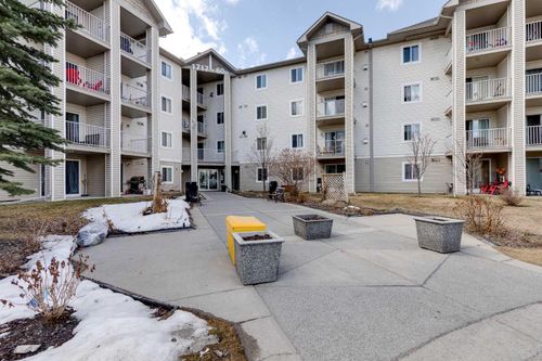 241-1717 60 St Se, Calgary, AB, T2A7Y7 | Card Image