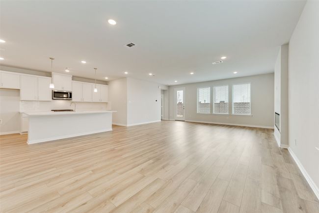 5813 Edward Dr, House other with 3 bedrooms, 2 bathrooms and null parking in Aubrey TX | Image 12