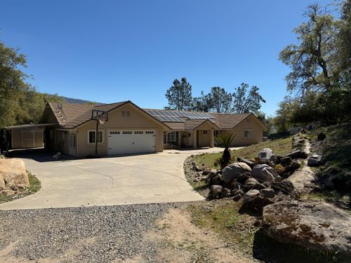 33478 Spreading Oak Ln, Auberry, CA, 93602-9665 | Card Image