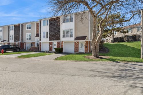 1936 Whitingham Ln, Hoffman Estates, IL, 60169-2554 | Card Image