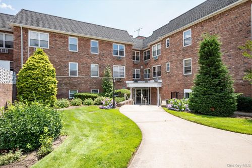 201-2 Fowler Avenue, Hempstead, NY, 11563 | Card Image