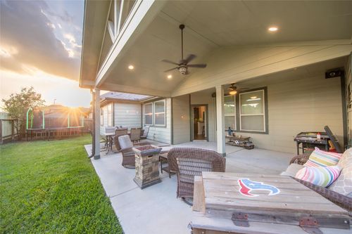 11207 Willowcrest, Tomball, TX, 77375-2292 | Card Image