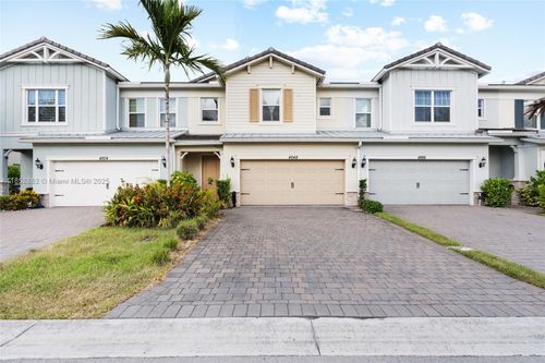 4248 Ficus St, Hollywood, FL, 33021-2075 | Card Image