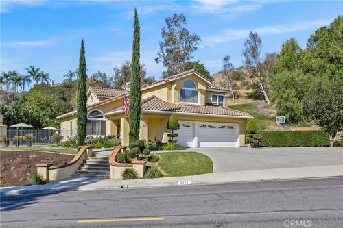 3865 San Antonio Rd, Yorba Linda, CA, 92886-6979 | Card Image