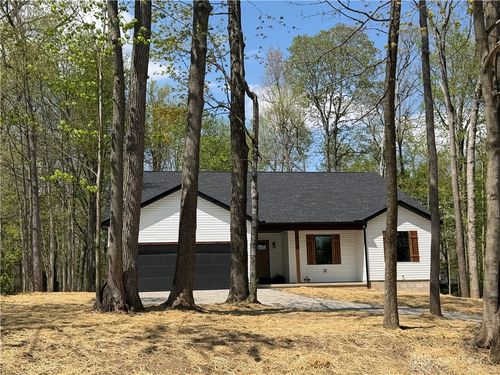 89 Fiord, Eaton, OH, 45320 | Card Image