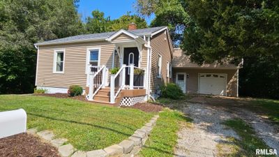 4225 29 Th Avenue, House other with 2 bedrooms, 1 bathrooms and null parking in Rock Island IL | Image 1