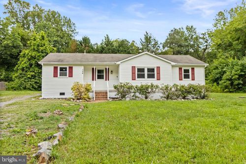 124 Yorktown Dr, Ruther Glen, VA, 22546-5157 | Card Image