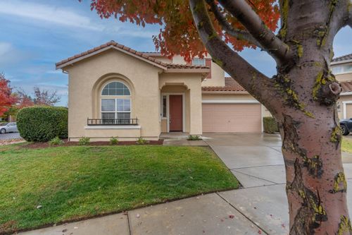 3799 Escena Ct, Turlock, CA, 95382-0490 | Card Image