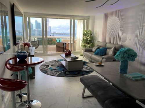 apt-1239-1717 N Bayshore Dr, MIAMI, FL, 33132-1150 | Card Image