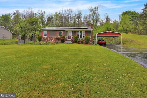 183 E Adamsdale Rd, ORWIGSBURG, PA, 17961-2418 | Card Image