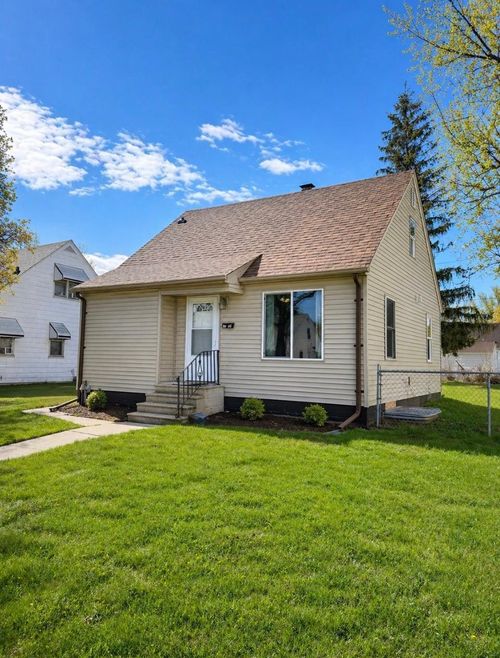 1712 Arlington Ave E, Saint Paul, MN, 55106-1507 | Card Image