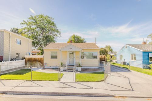 131 Ash St, Elko, NV, 89801-3017 | Card Image