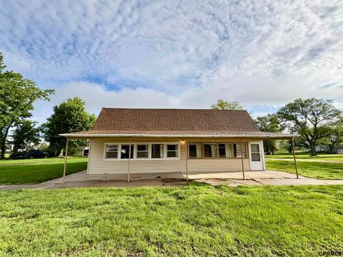 Sumner E Sumner, Western, NE, 68464 | Card Image