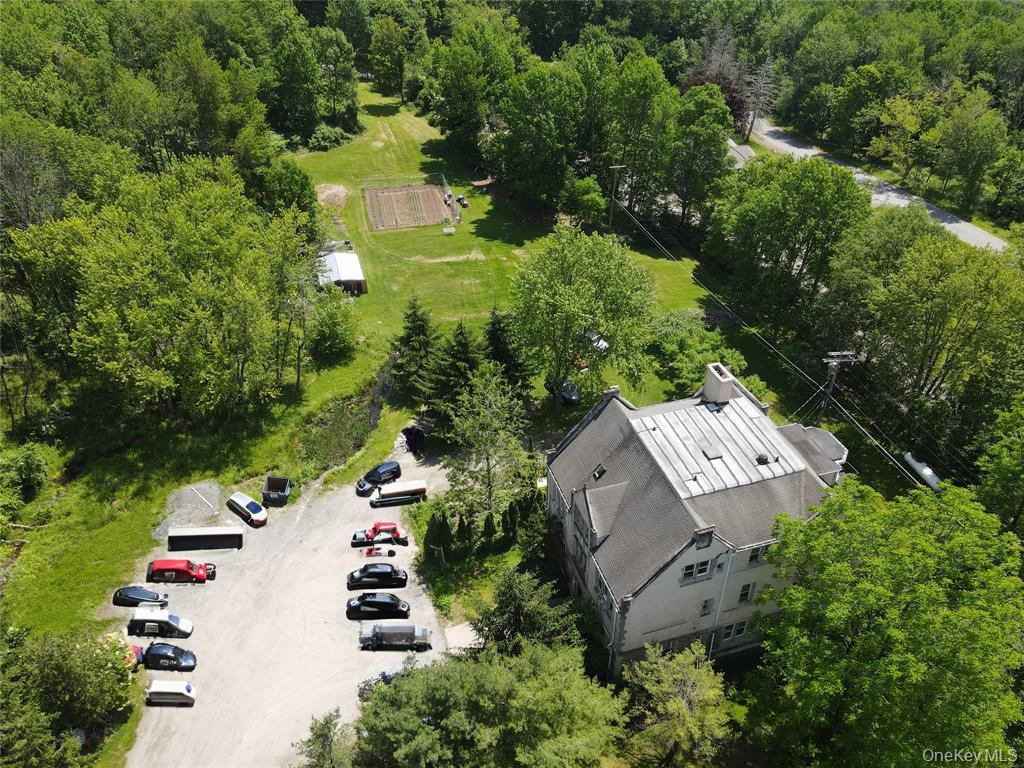 Commercial Sale in Liberty 4
