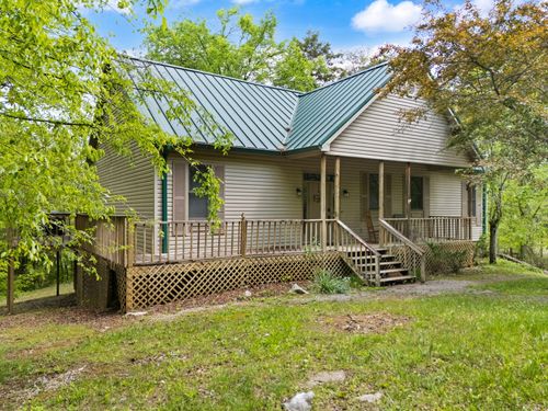 74 Clover Leaf Cir, Burnside, KY, 42519-9592 | Card Image