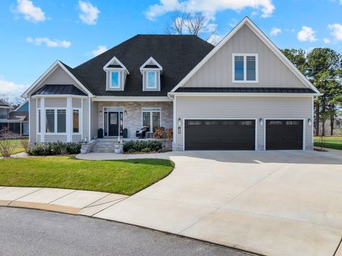 71 Slalom Cir, Winchester, TN, 37398-3586 | Card Image