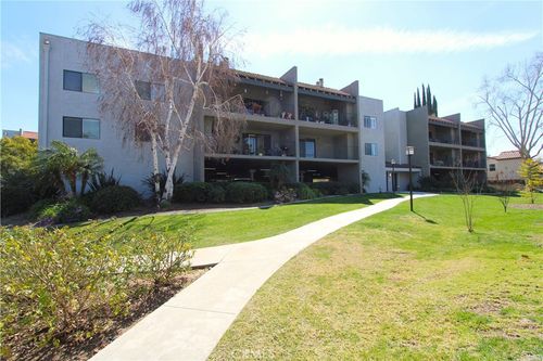 apt-101-234 E Fern Ave, Redlands, CA, 92373-6055 | Card Image