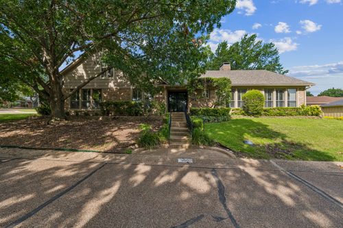 3901 Old Mill Rd, Waco, TX, 76710-1345 | Card Image