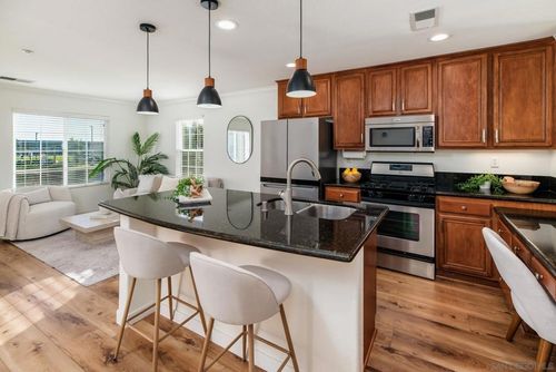 unit-172-3710 Mykonos Ln, San Diego, CA, 92130-5559 | Card Image