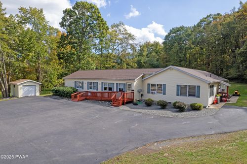 784 Purdytown Tpke, Lakeville, PA, 18438-4019 | Card Image