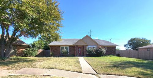 2534 Limestone Ln, Garland, TX, 75040-3737 | Card Image