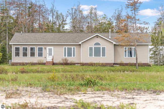 21495 Us Highway 23 N, House other with 2 bedrooms, 2 bathrooms and null parking in Millersburg MI | Image 52
