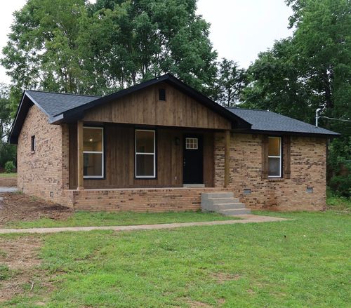 7110 Robinson Dr, Fairview, TN, 37062-9364 | Card Image