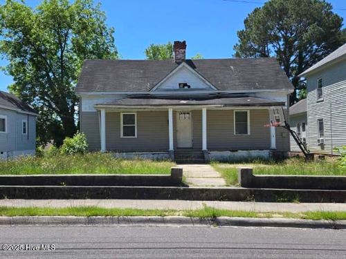 714 Leak St, Rockingham, NC, 28379-3725 | Card Image