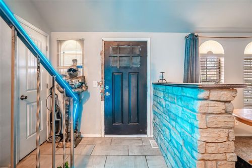 800 Montreal Drive, Yukon, OK, 73099 | Card Image