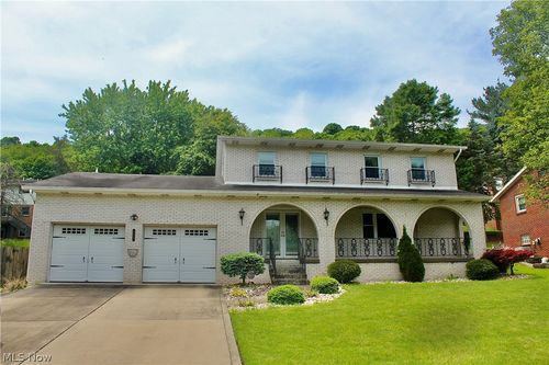 339 Country Club Blvd, Weirton, WV, 26062-9675 | Card Image