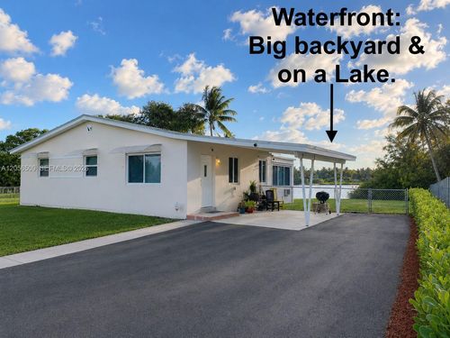 3300 Sw 32nd Ave, West Park, FL, 33023-6302 | Card Image
