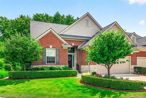 2167 Sanctuary Ct, Rochester Hills, MI, 48309-1601 | Card Image